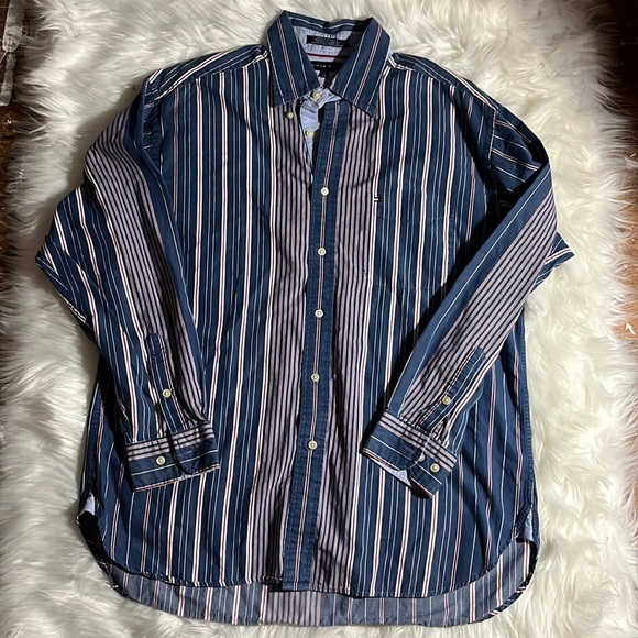 Tommy Hilfiger button down - Picture 1 of 3